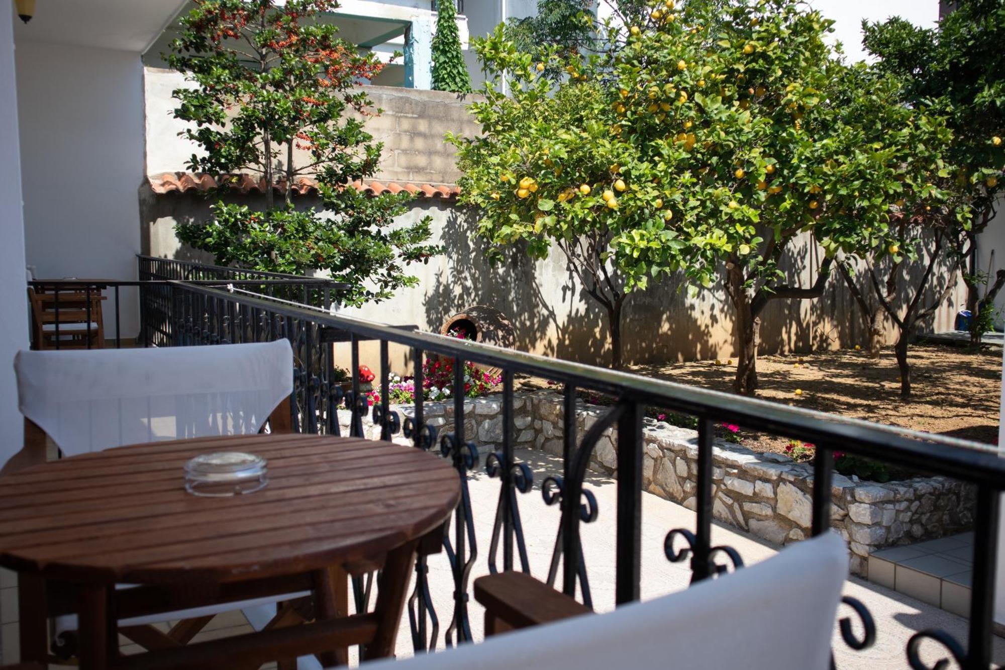 Athanasia Apartments Skiathos by Eksteriør billede